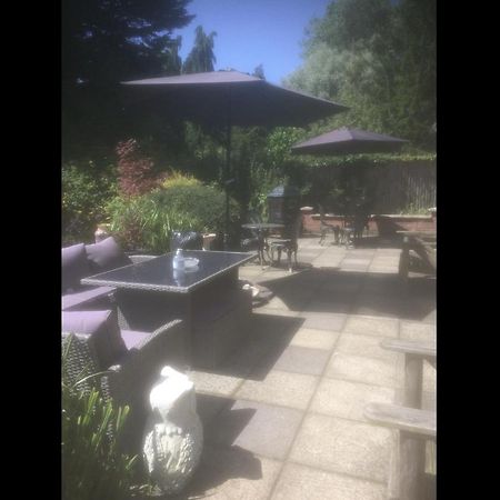 The Bridge Guest House Coltishall Экстерьер фото