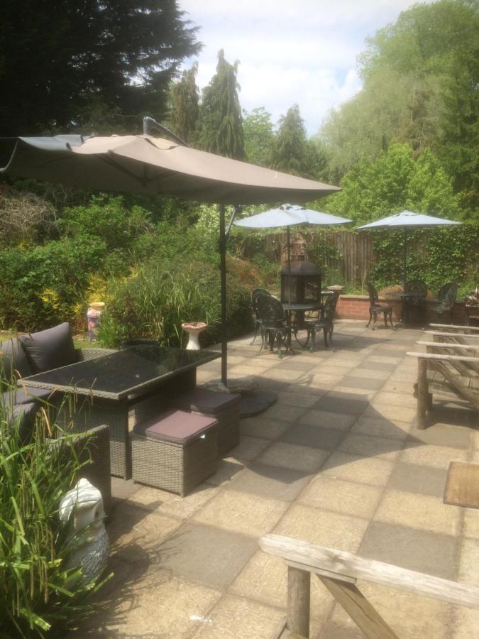 The Bridge Guest House Coltishall Экстерьер фото