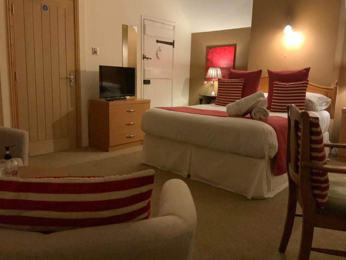 The Bridge Guest House Coltishall Экстерьер фото